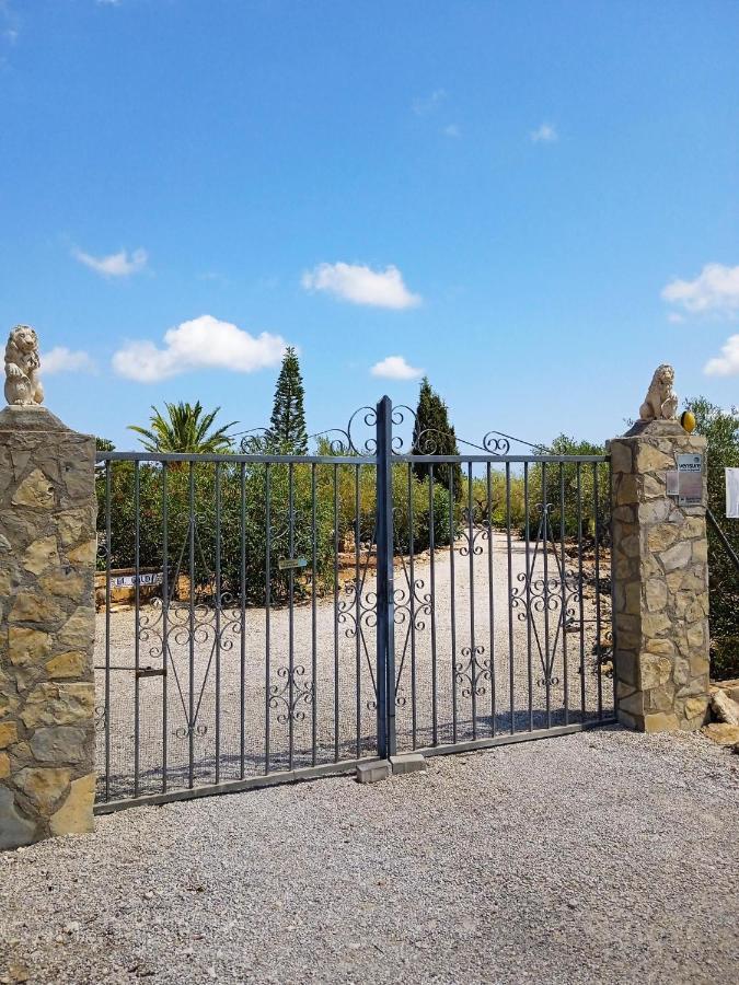 Finca El Gaudi, Casita Catharina L'Ampolla Eksteriør bilde